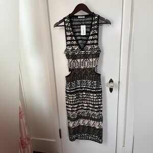 Stretch cut out dress in tri colour. Figure hugging to mid shin. New with tags